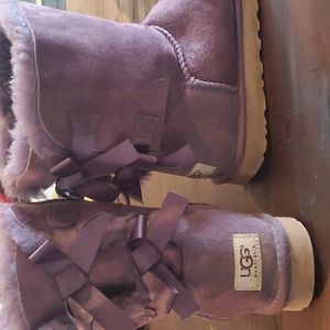 Bailey bow uggs
